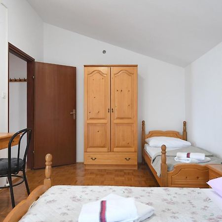 Apartmani Erna Pasman Bagian luar foto