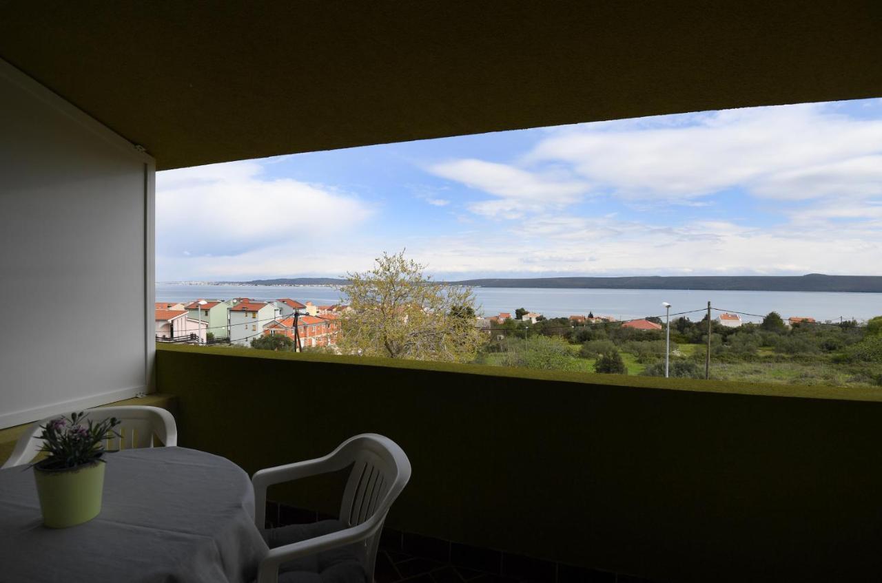 Apartmani Erna Pasman Bagian luar foto