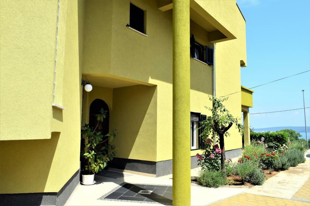 Apartmani Erna Pasman Bagian luar foto